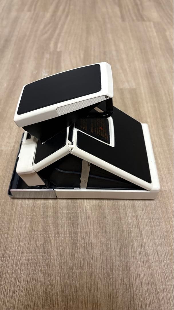 フィルムカメラ impossible POLAROID SX-70