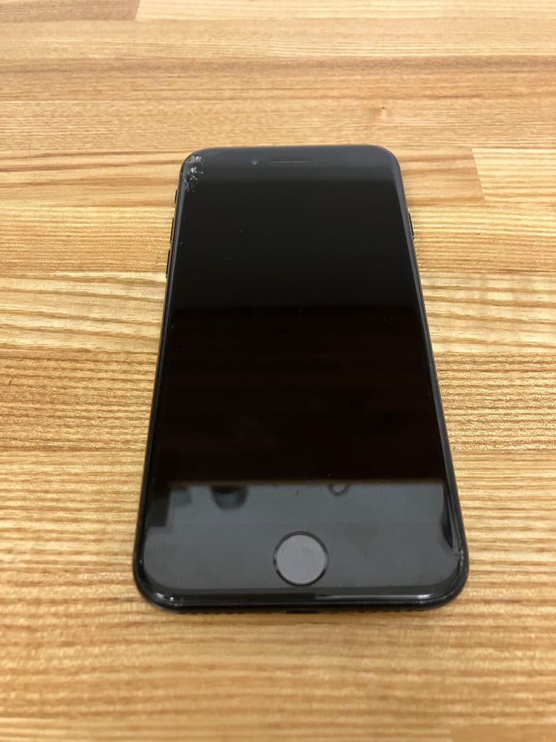 スマートフォン本体 iPhone SE