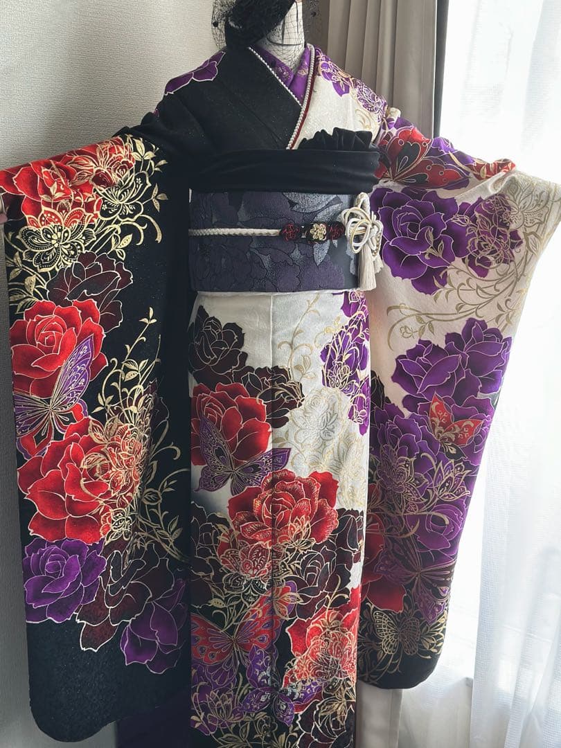 華やかな花柄振袖セット