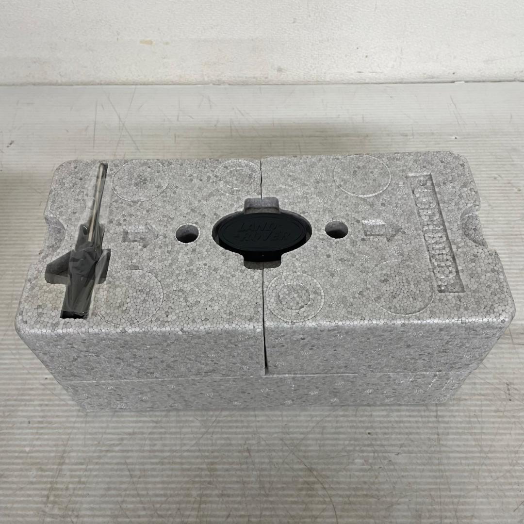 LCDモデルズ レンジローバー ヴェラール 1/18 ミニカー Y0957