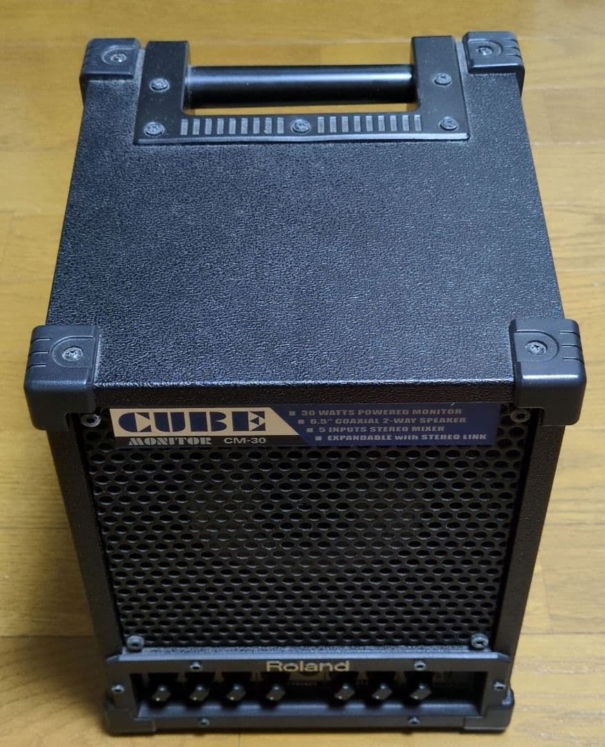 n*o様 Roland CUBE MONITOR CM-30
