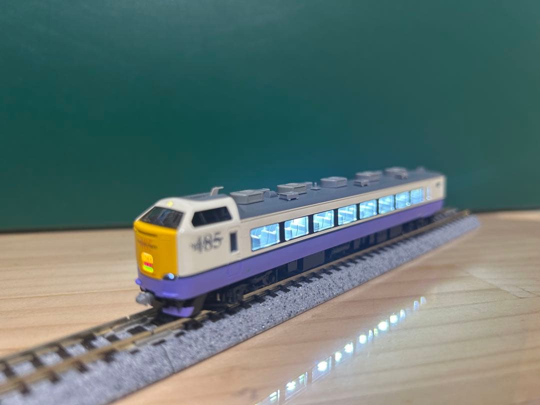 TOMIX JR 485-3000系特急電車(はつかり)基本４両＋増結2両セット