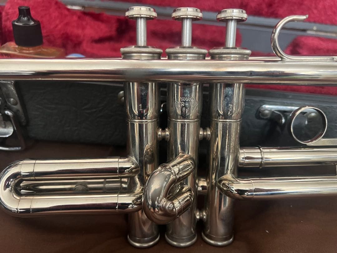 ヤマハ　トランペット　YTR-136 中古