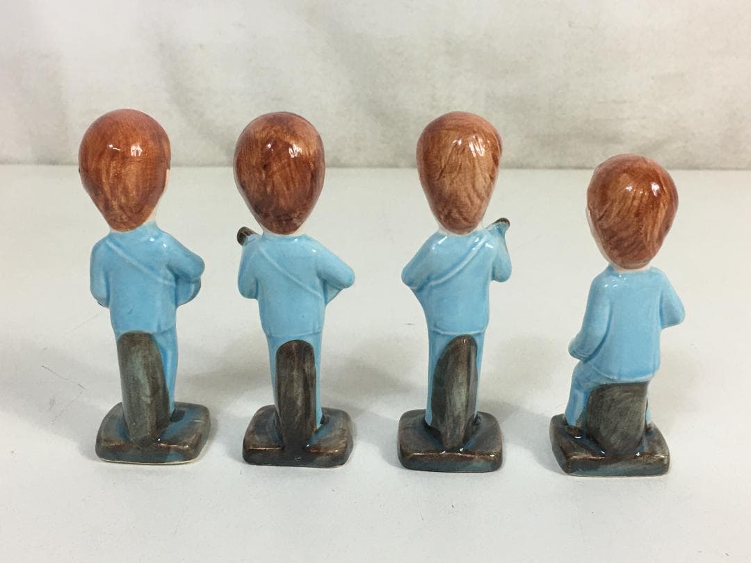 ☆ビートルズ 陶器製 人形 4体セット 手塗 レア 希少 アンティーク雑貨