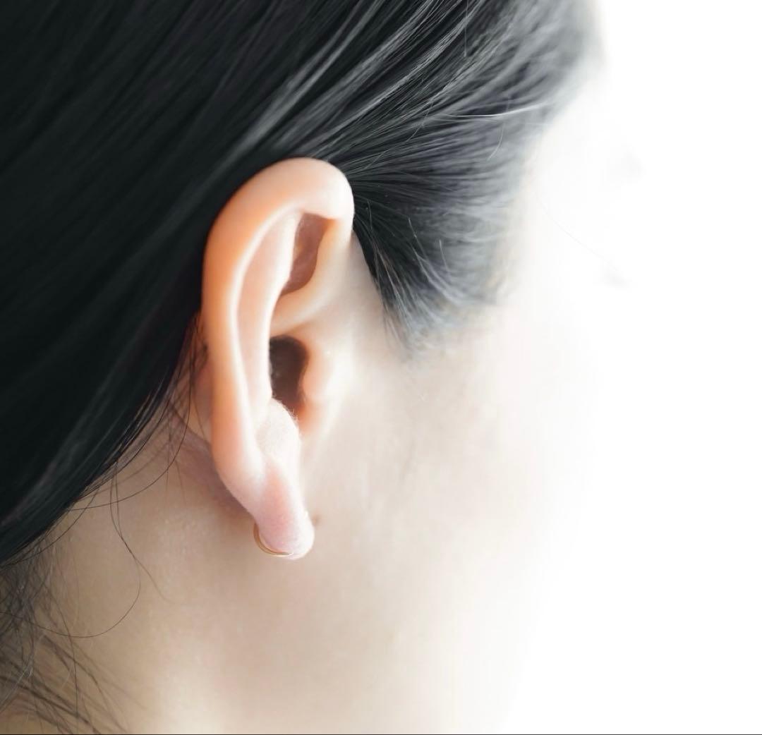 アクセサリー Melissa Joy Manning Small Hugger Earring