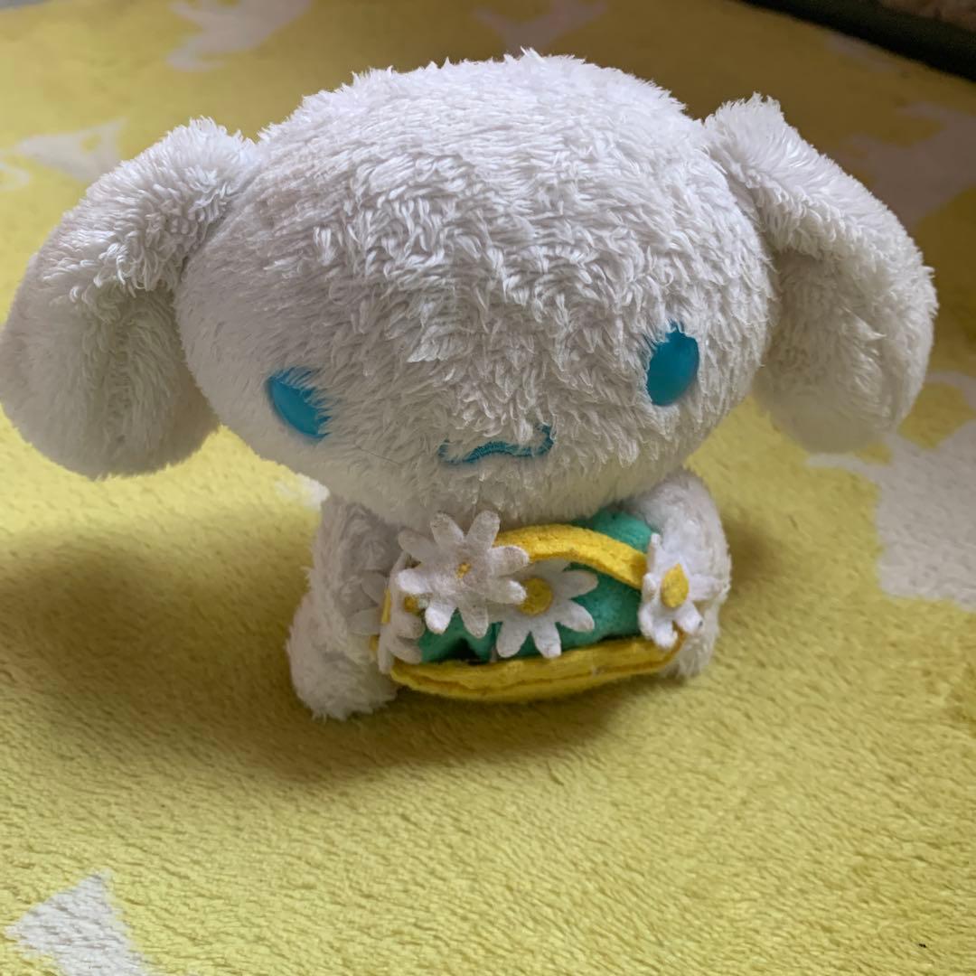 サンリオ シナモンロール　ぬいぐるみ