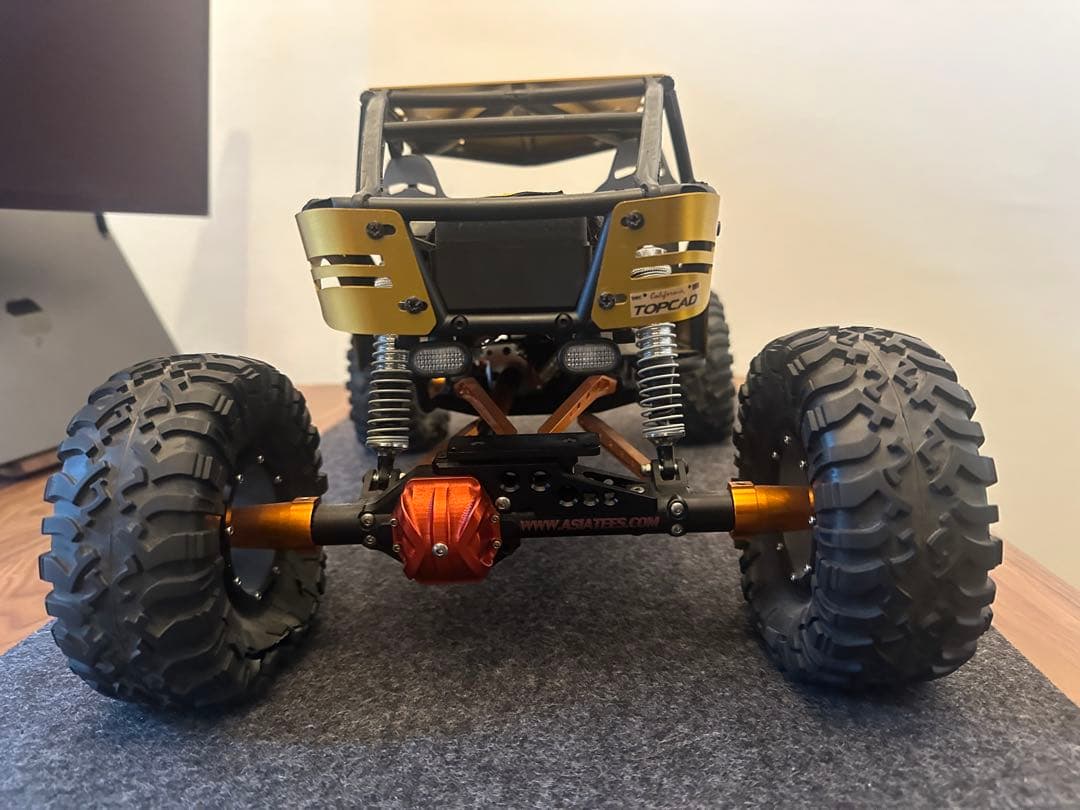 axial アキシャル レイス