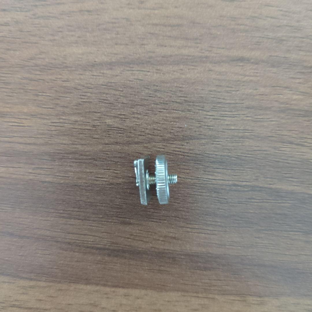 株式会社リクルートの旧社章ピンバッジ