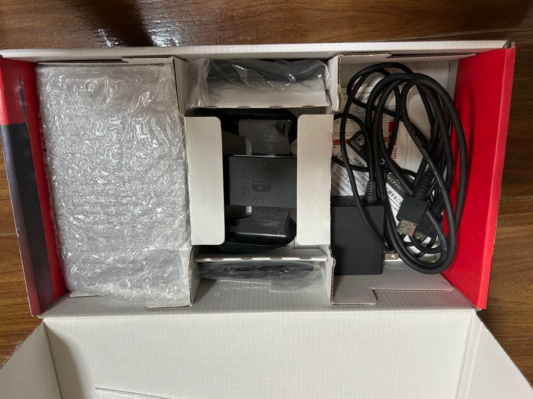 Nintendo Switch 本体 ブラック ジョイコン付き