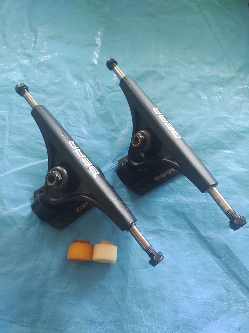 ヒ*ん様 BEAR GEN6 40 155 ランドヤッツ landyachtz