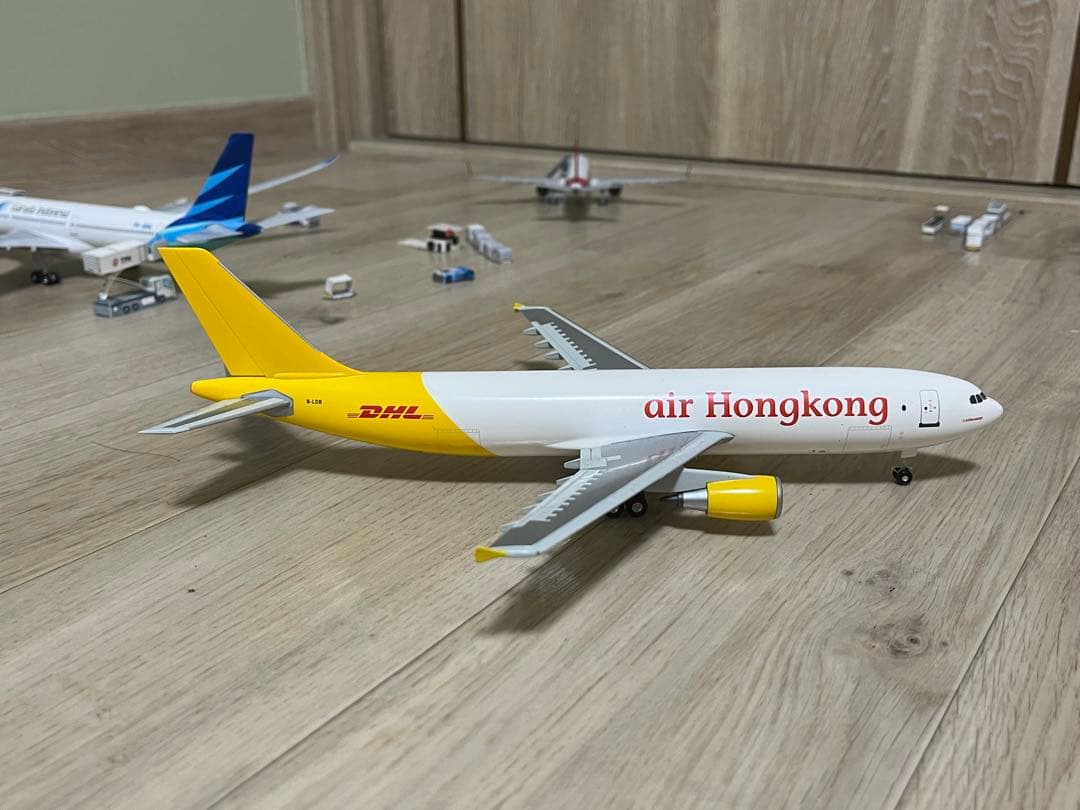 エアホンコン　エアバスA300 1/200 完成品