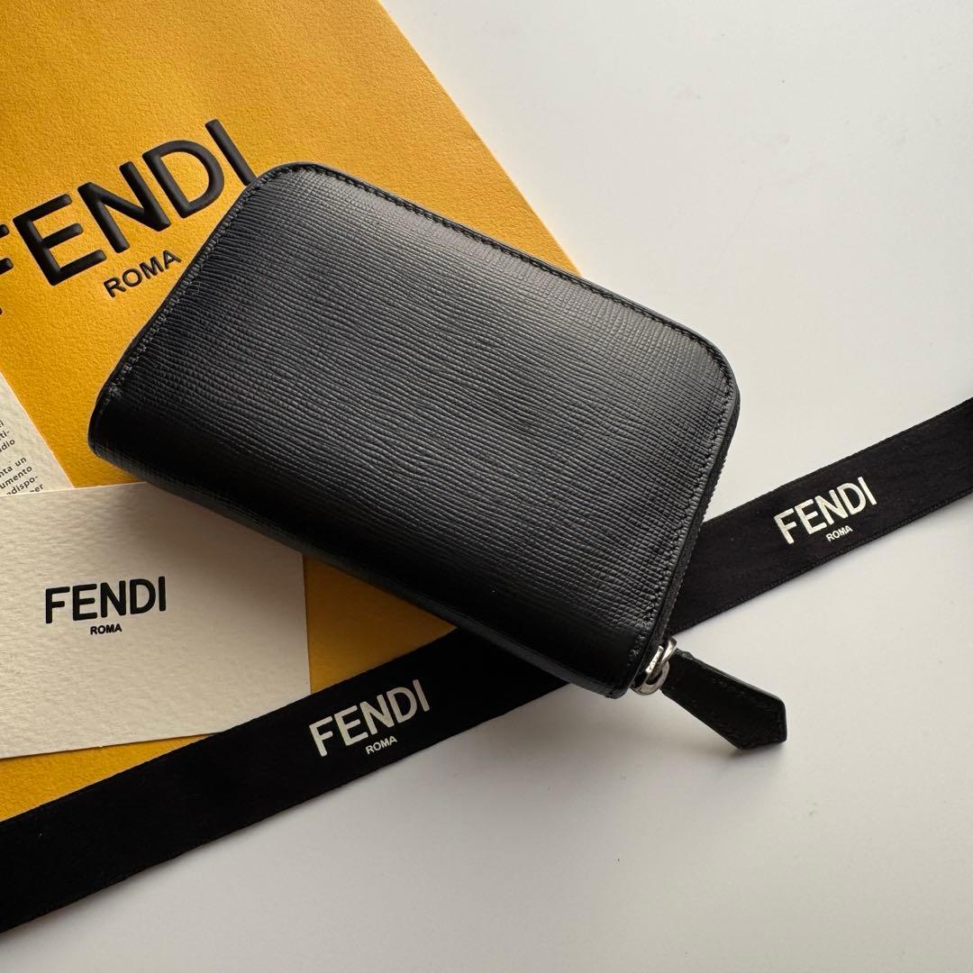 【美品】 FENDI フェンディ モンスター財布 ケース 小銭入れ