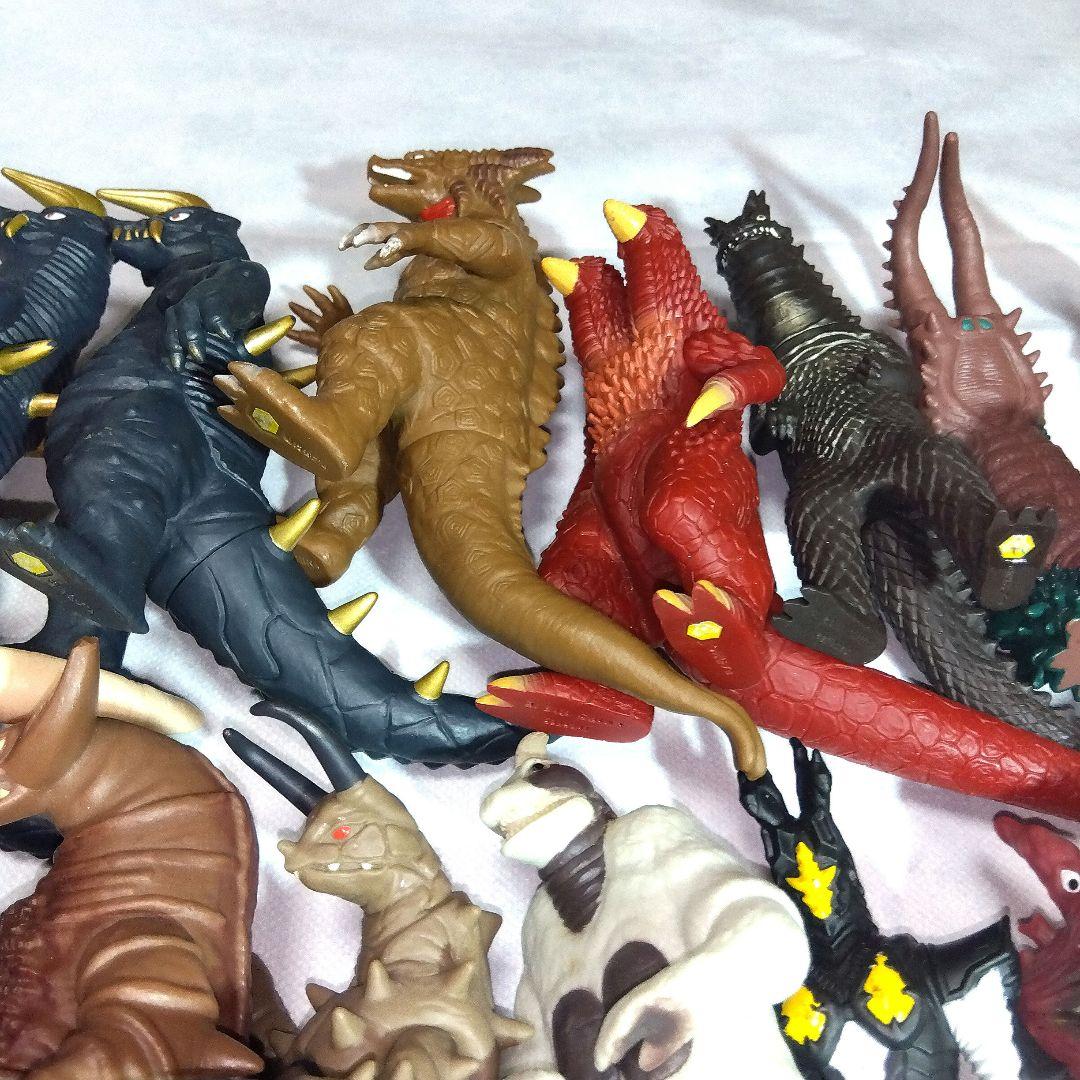 ウルトラソフビシリーズ　20体セット　ライブサインつき　まとめ売り