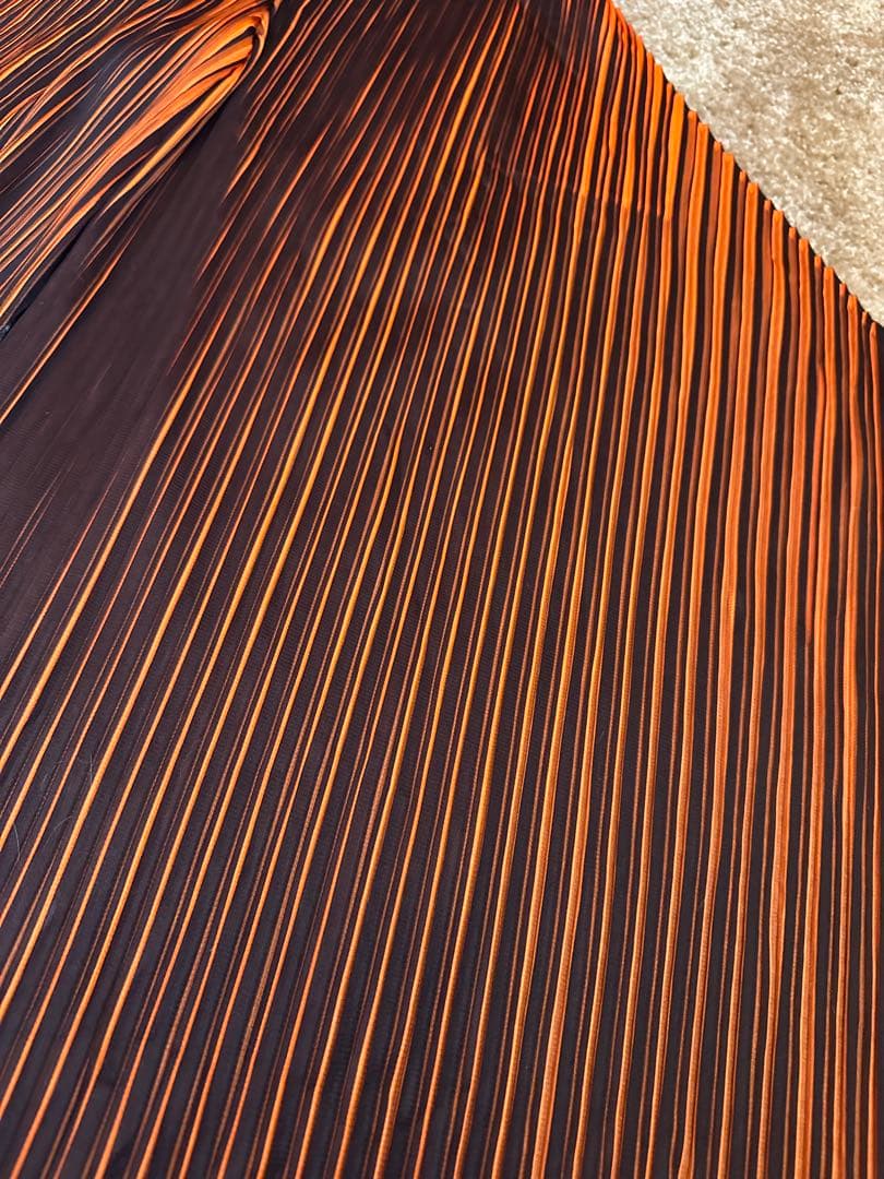 プリーツプリーズ　アルトネオンワイドパンツ　オレンジx 黒　美品　ネオンオレンジ