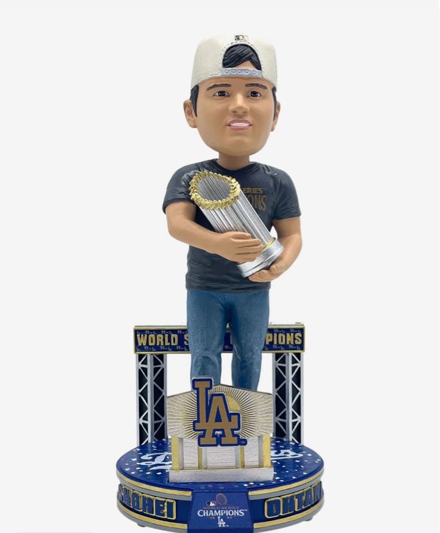 ワールドチャンピオン　優勝セール 大谷翔平　￼ドジャーズ　ボブヘッド105