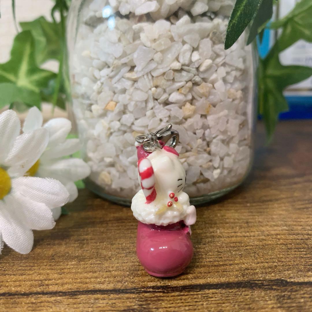 激レア クリスマス ブーツ＆リボン　キティファスナーマスコット・パーツクラブ