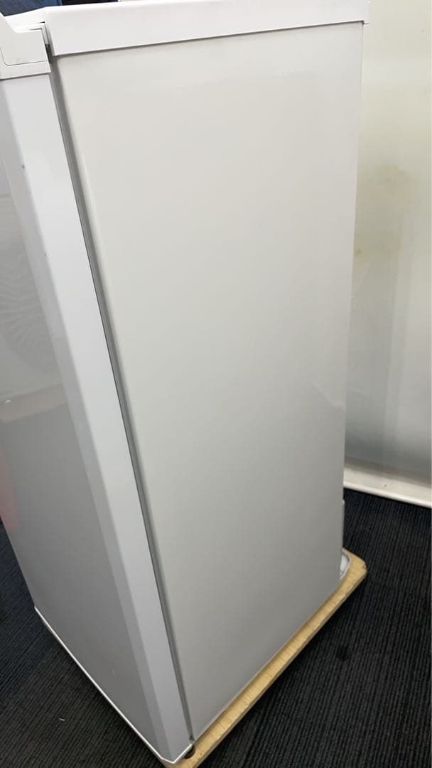 名古屋市近郊送料無料★中古格安！三菱電機ノンフロン冷凍庫 MF-U12N-W