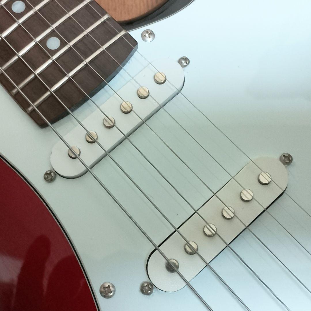 美品　PhotoGenic　ストラトキャスタータイプ　エレキギター　サンバースト