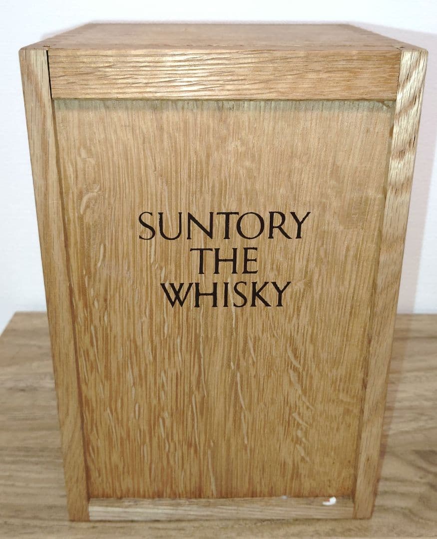 【ふちねこ様】サントリー　ザ・ウイスキー SUNTORY THE WHISKY