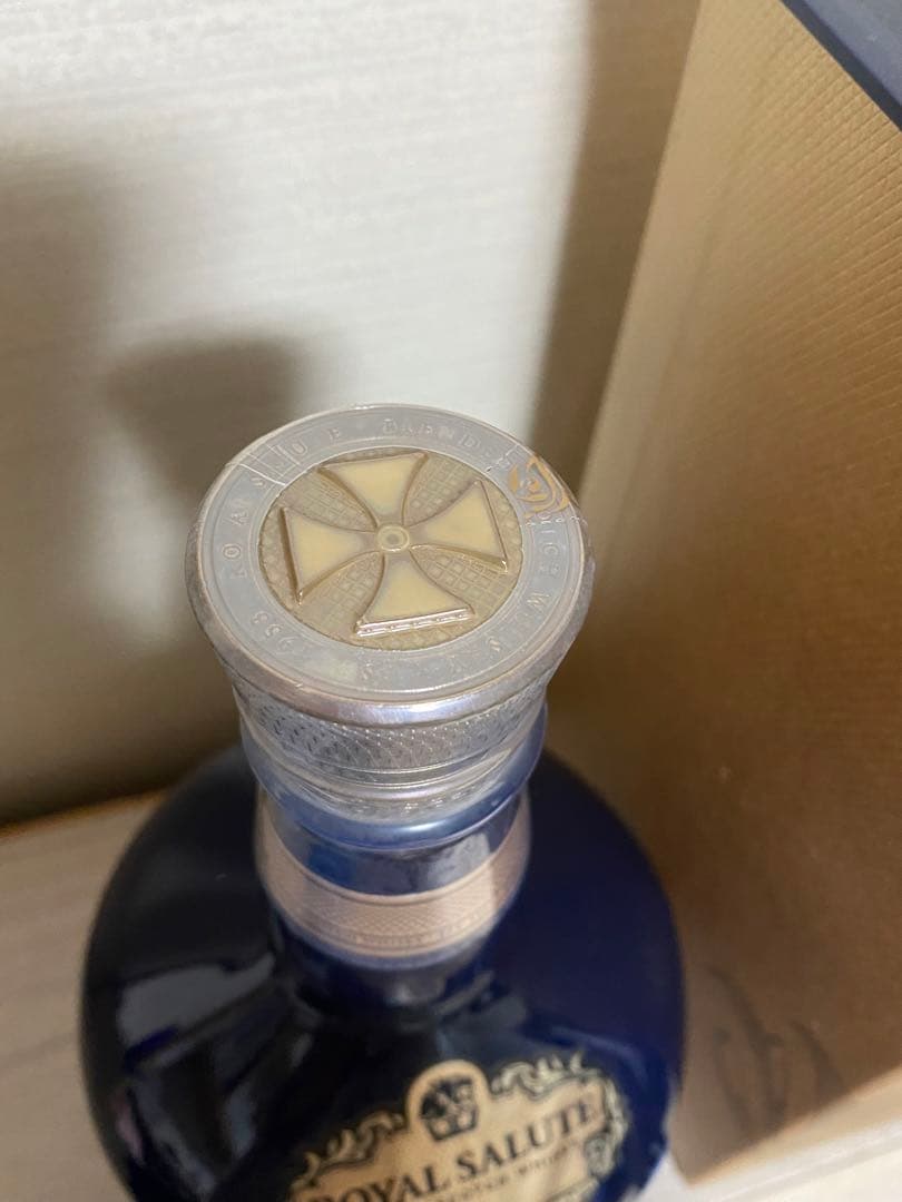 お値引き終売品！ロイヤルサルート 21年 ★サファイアフラゴン　箱あり　未開封！
