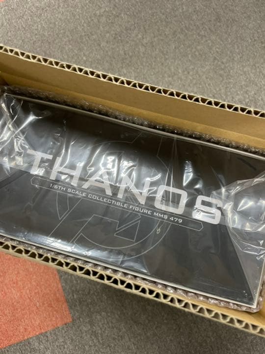 【新品未開封】アベンジャーズ／インフィニティ・ウォー １／６ フィギュア　サノス