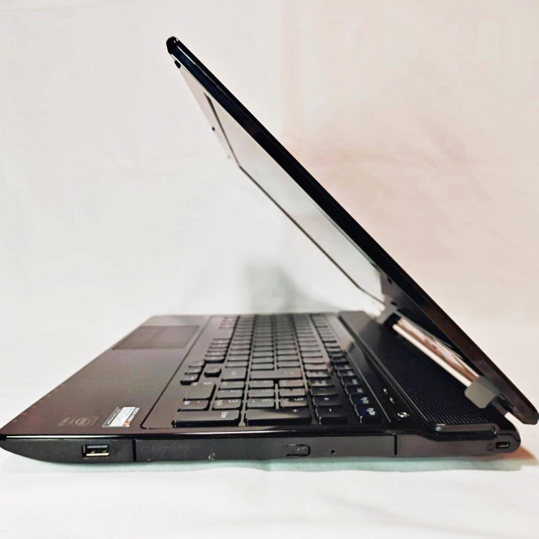 【美品】新品SSD256G・メモリ8Gで爆速！★設定済 Lavieノートパソコン