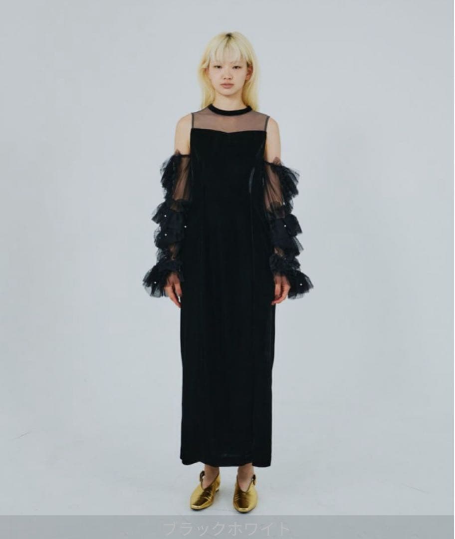 detached sleeve dress ブラックホワイト