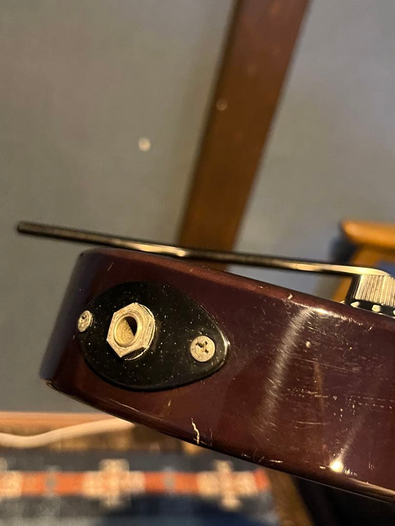 CHRAVEL フロイドローズ　エレキギター