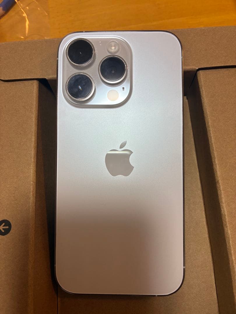 iPhone 14 pro 256GB シルバー