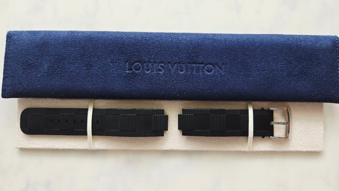 【週末値下】ルイヴィトン タンブールラバーベルト ブラック