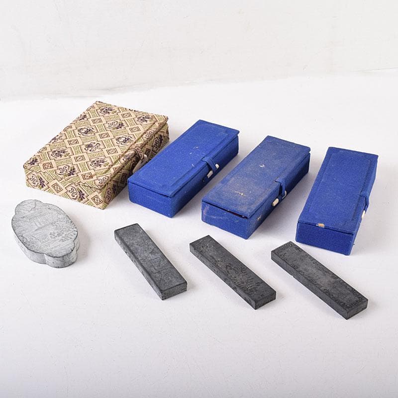 中国　書道具　徽州休城胡開文製　敬勝斎蔵墨など　古墨　徽墨　4点　V　R8051