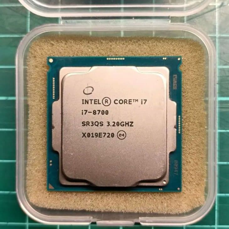 【ジャンク】 Intel Core i7-8700 デスクトップ用CPU