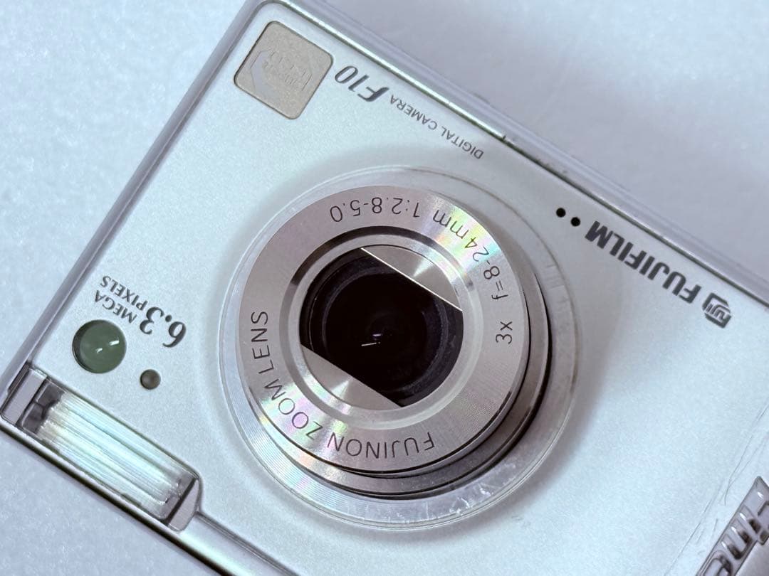 FUJIFILM finepix F10 コンパクトデジカメ 動作確認済
