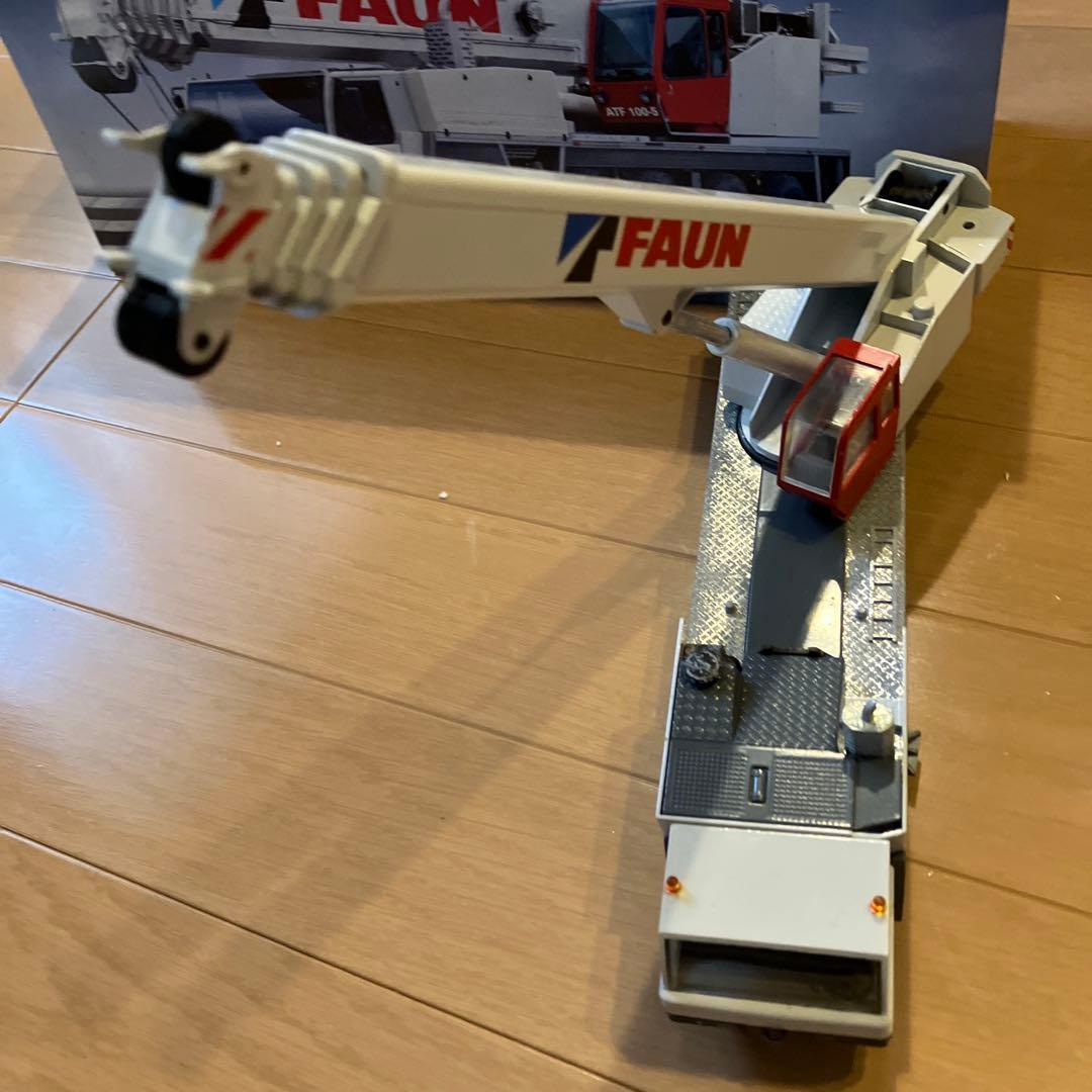 TADANO FAUN ATF 100-5 タダノ　ラフテレーンクレーン