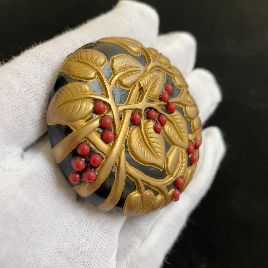 【18】AKIO MORI 珊瑚と金彩のブローチ　ヴィンテージ　レア
