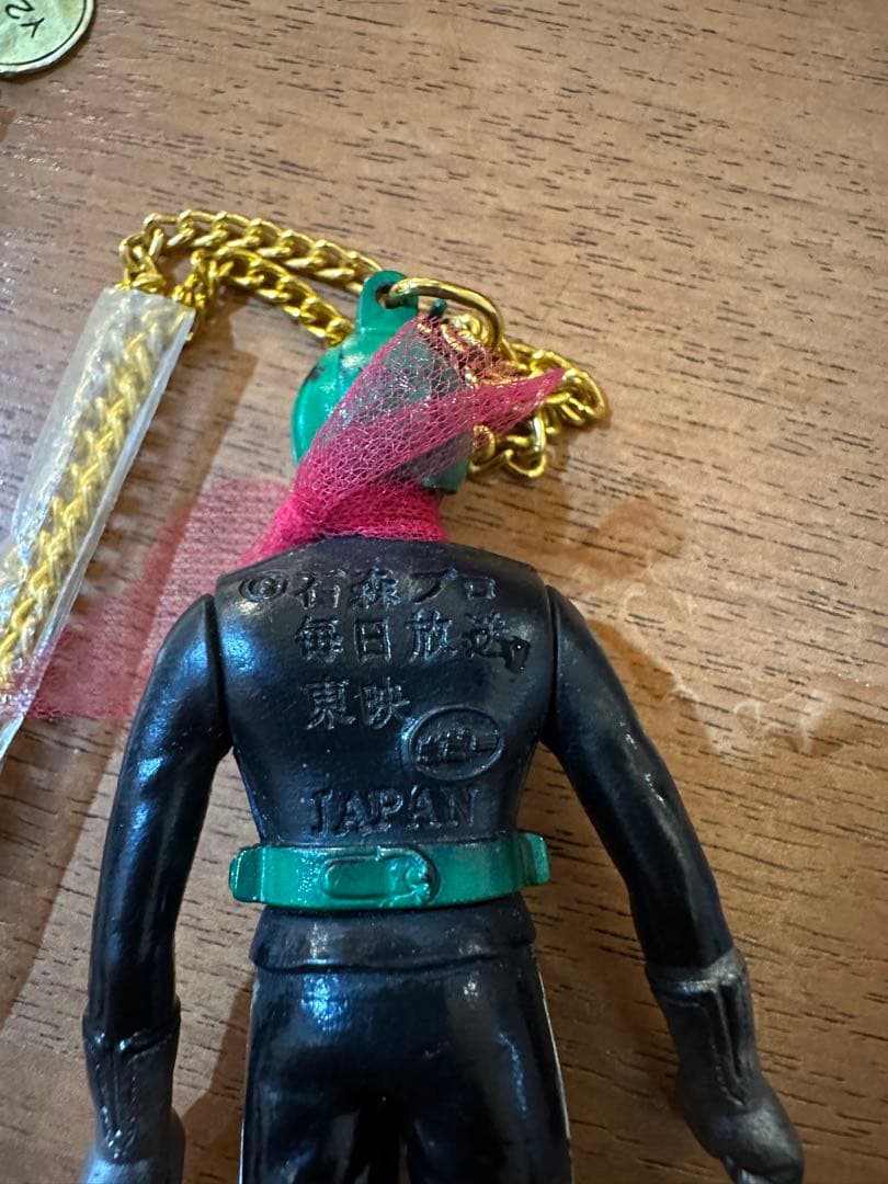 当時物　ポピー　仮面ライダーペンダント