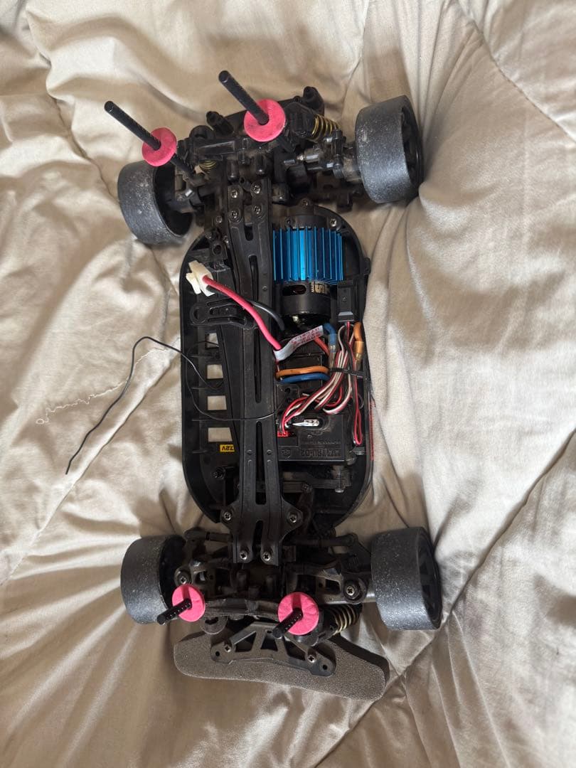 TT01 2台フルセット ボディー4個付き