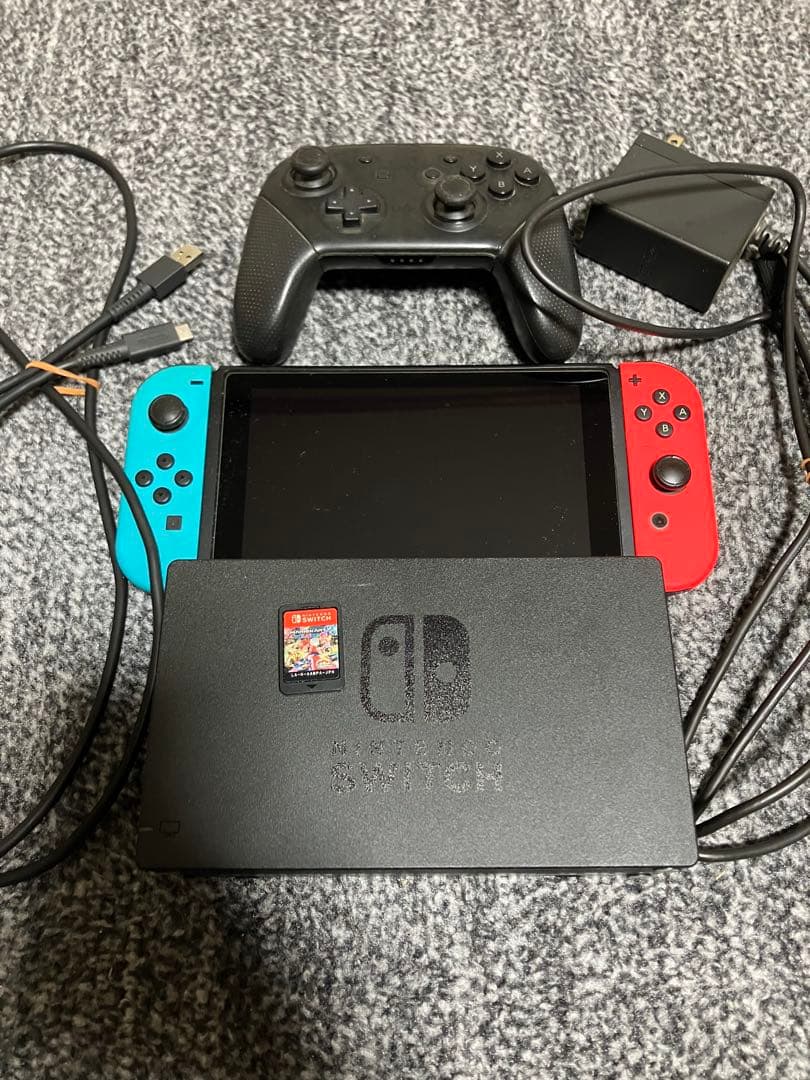 ニンテンドーSwitch 本体　付属品　マリオカート8dx付き