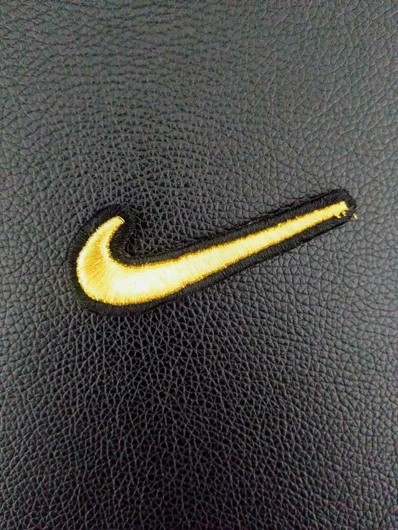 ナイキ　グラブラベル