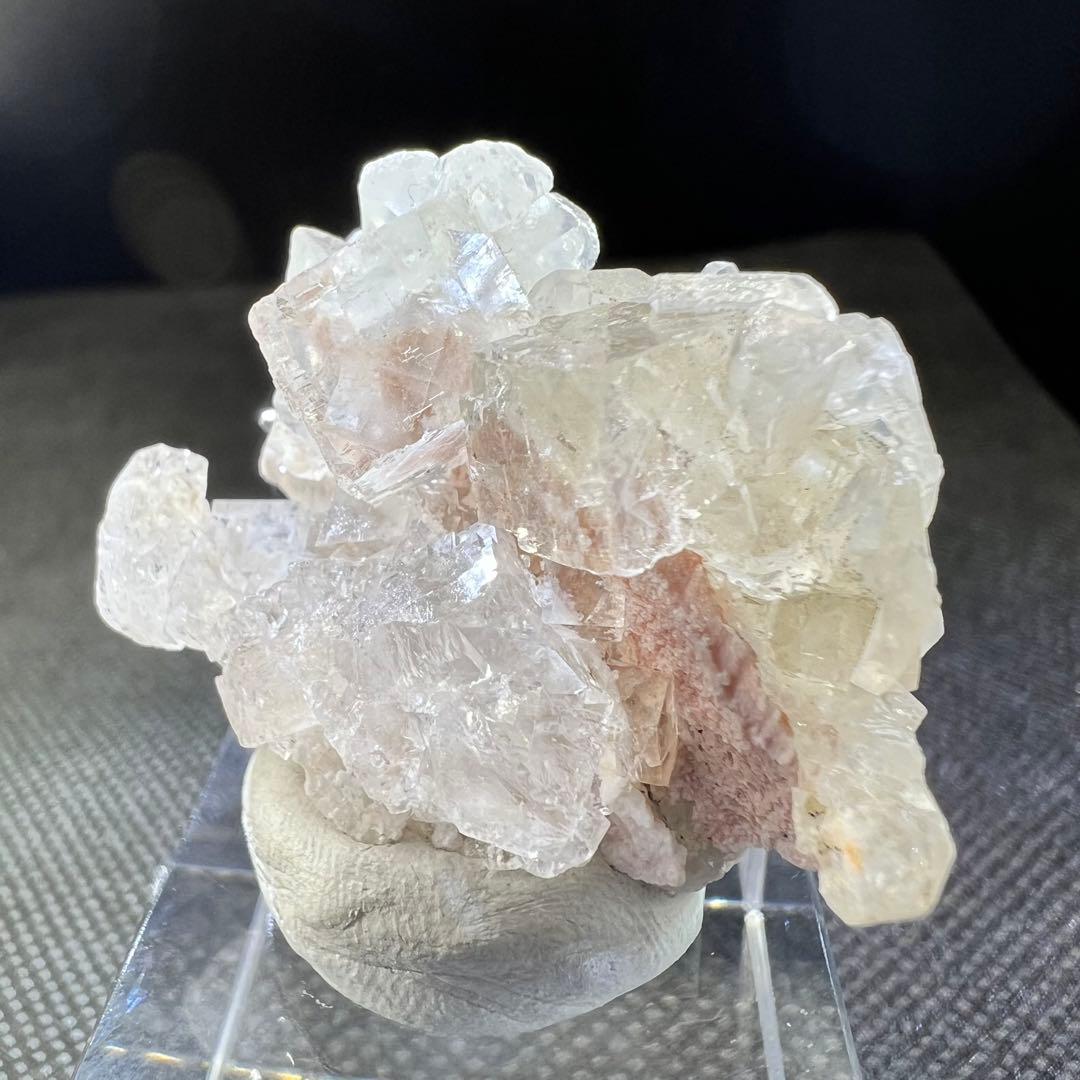 ヤオガンシャン産　クォーツクラスター共生カラーレスフローライト