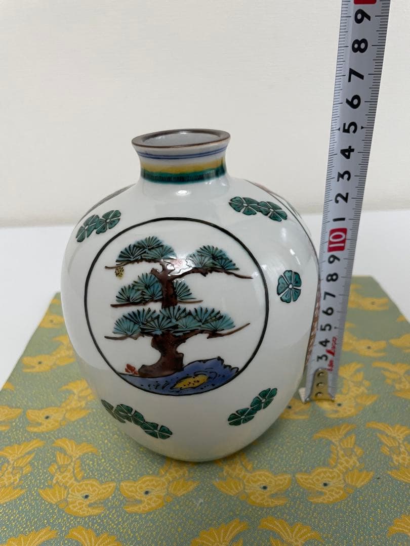 九谷焼　三ツ井為吉作　松竹梅　花瓶