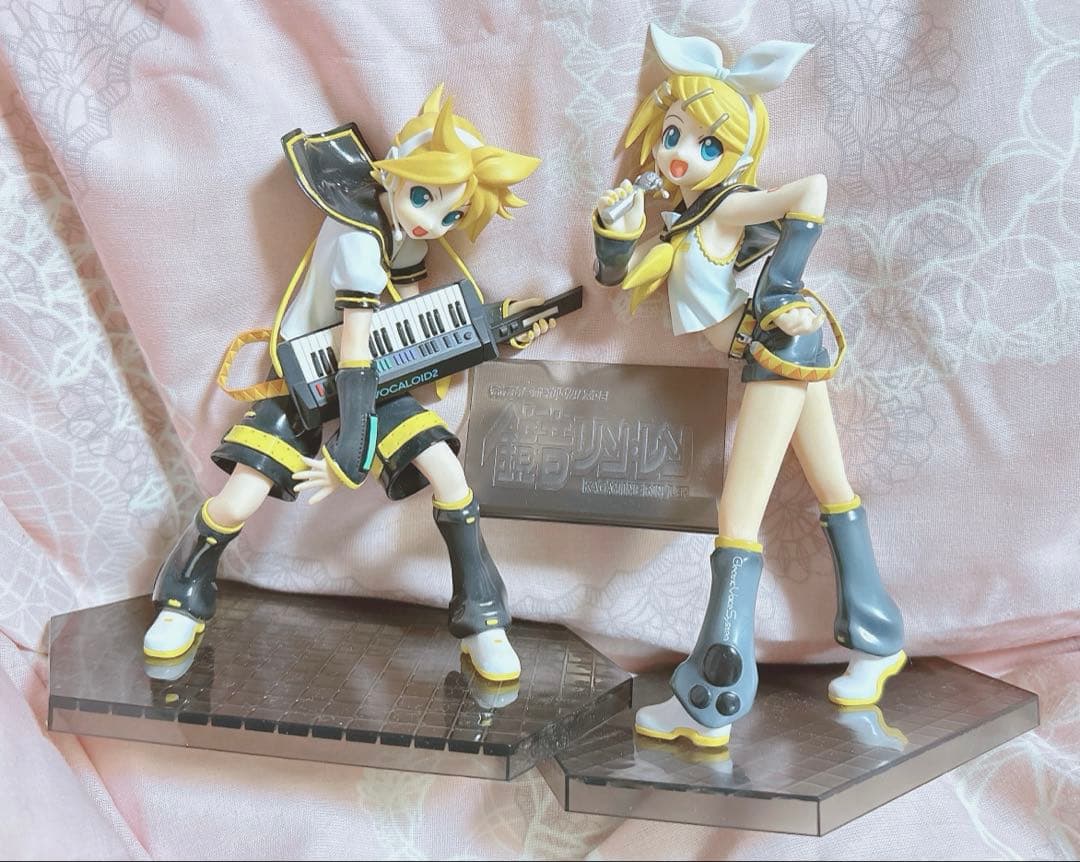早い者勝ち✨️鏡音リン・レン 1/8セットフィギュア