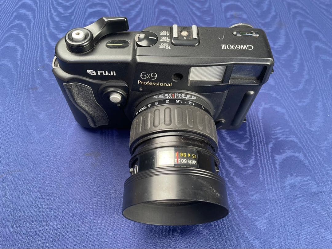FUJIFILM フジフィルム GW 690III 中判カメラ
