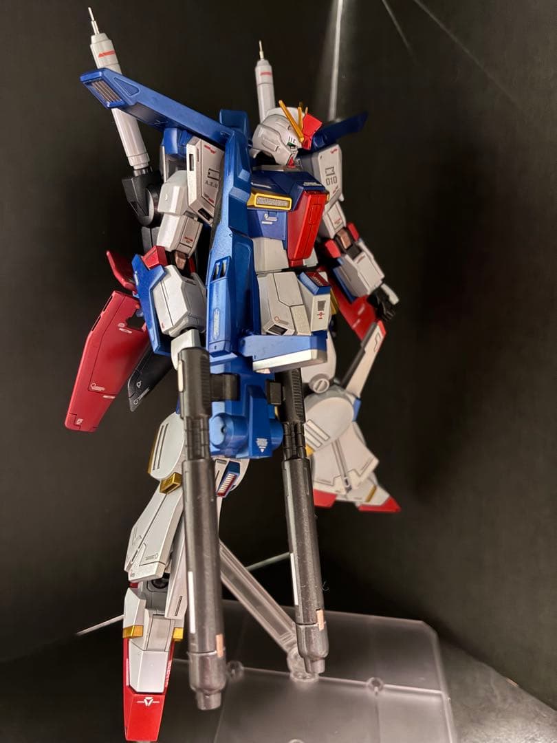 ガンプラ完成品　HG ZZガンダム全塗装スタイル改修　完成品　発光ギミック