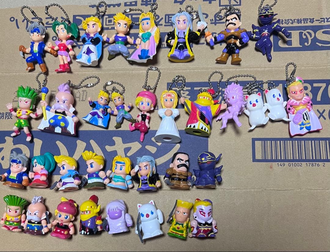 ファイナルファンタジー 6スイングキーホルダー&ミニフィギュア