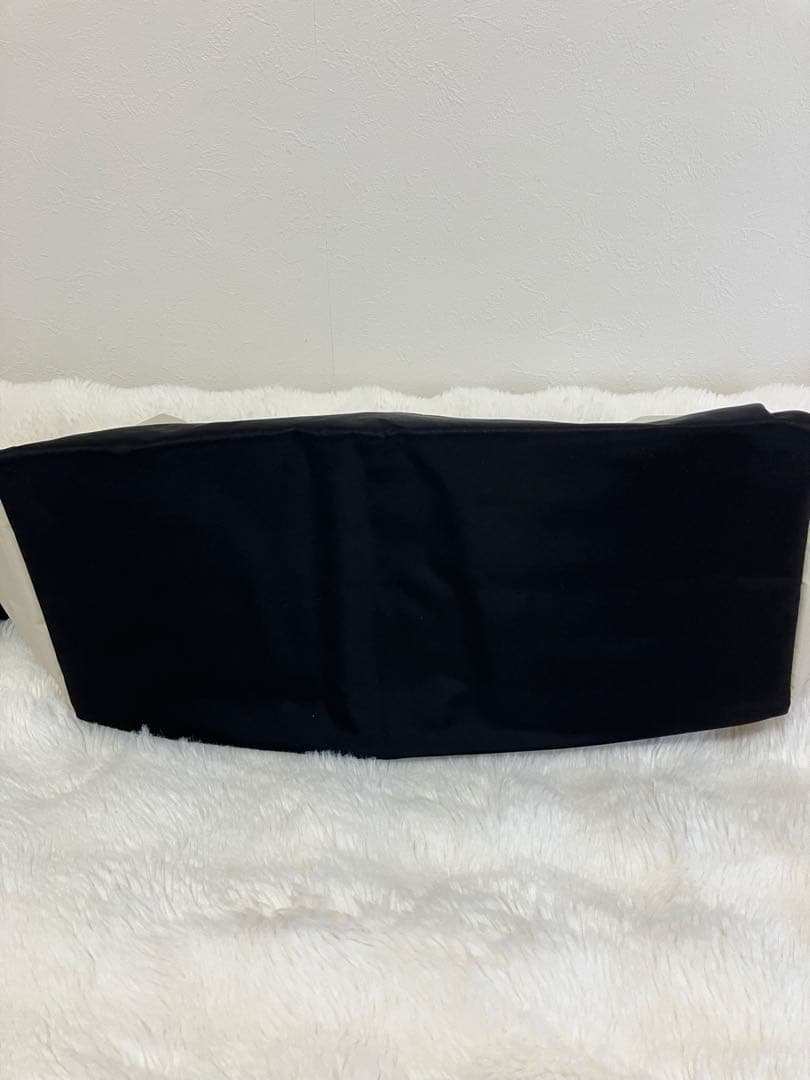 the North face 軽量ボストンバッグ トラベルバッグ ダッフルバッグ