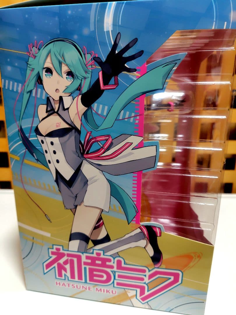 値下げ！初音ミク　二次元ドリームフィーバー　フィギュア　訳あり説明必須