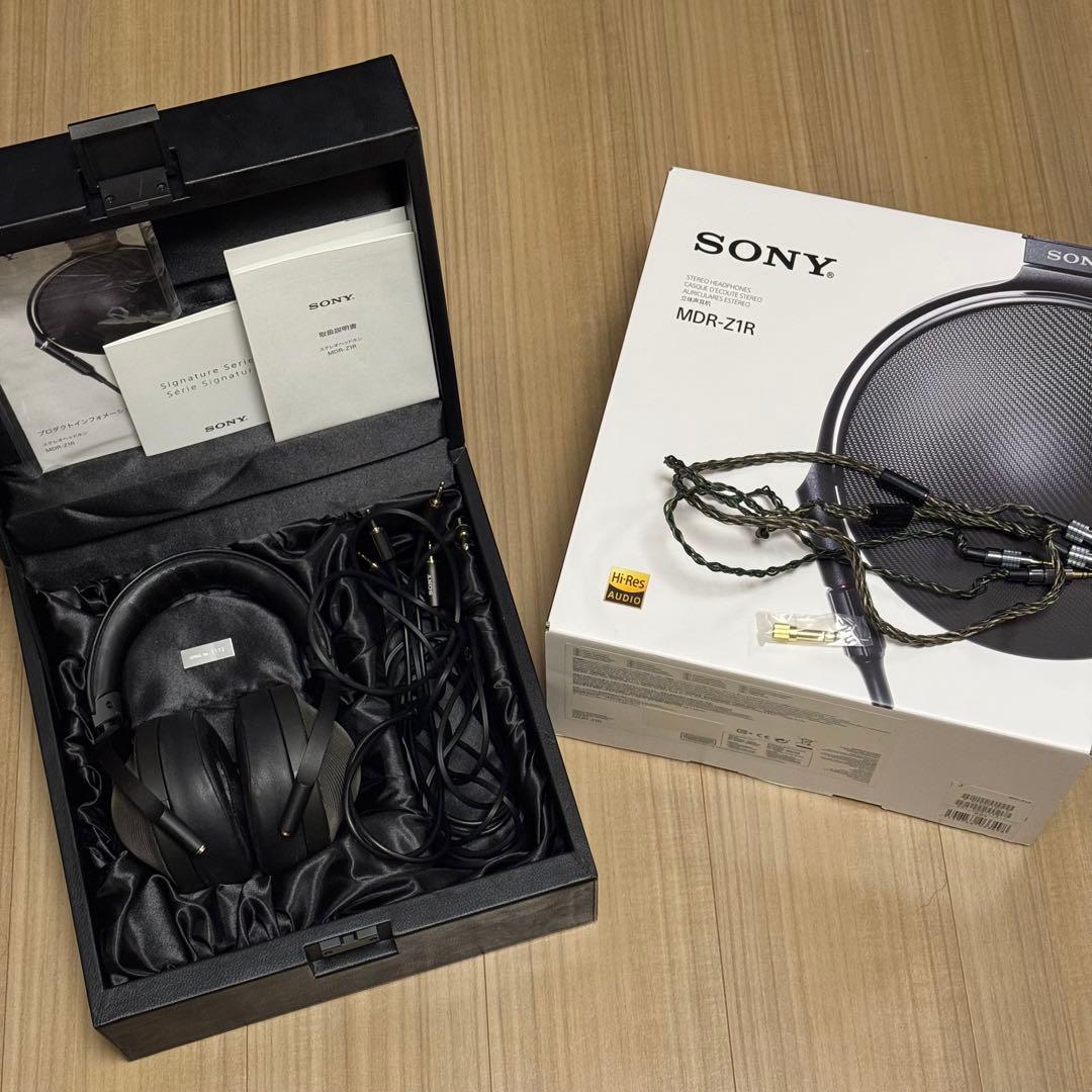 中古SONY MDR-Z1R ヘッドホン　キンバーMUC-B12BL1のおまけ