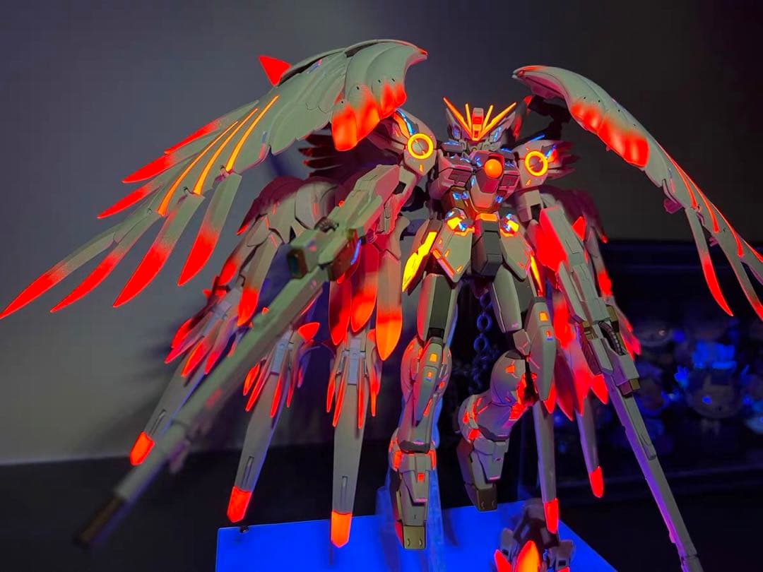 MGウイングガンダムゼロEW Ver.Ka スノーホワイト 改修塗装済完成品