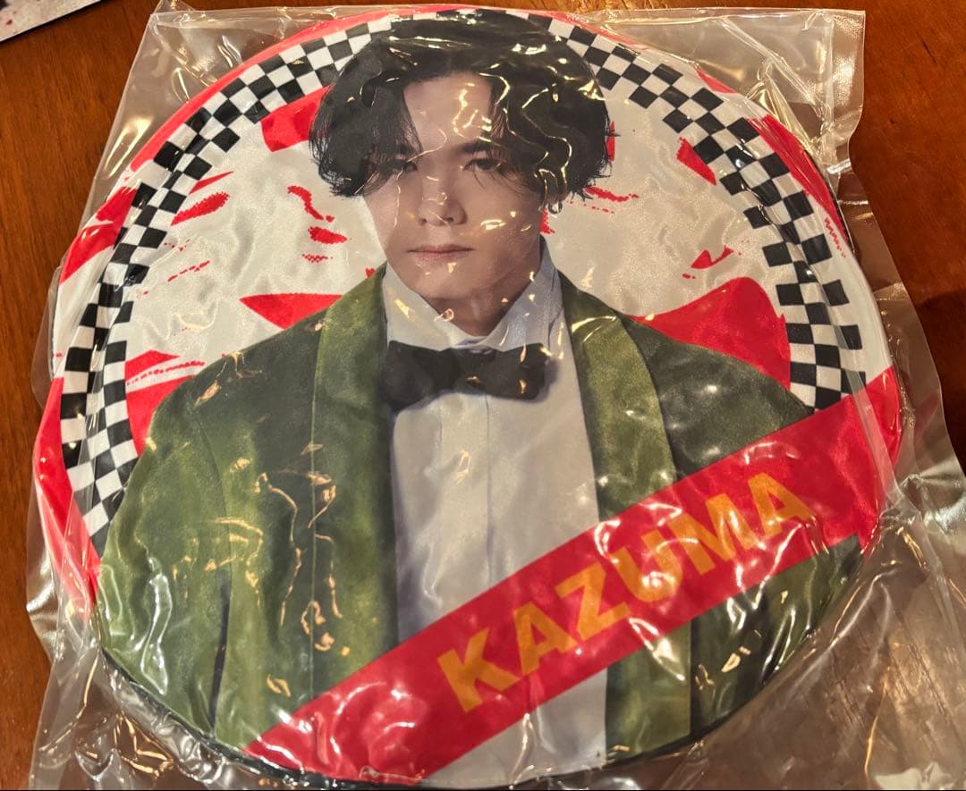 川村壱馬　クッション ランペ　PRIMAL SPIDER ガチャ　カプセル